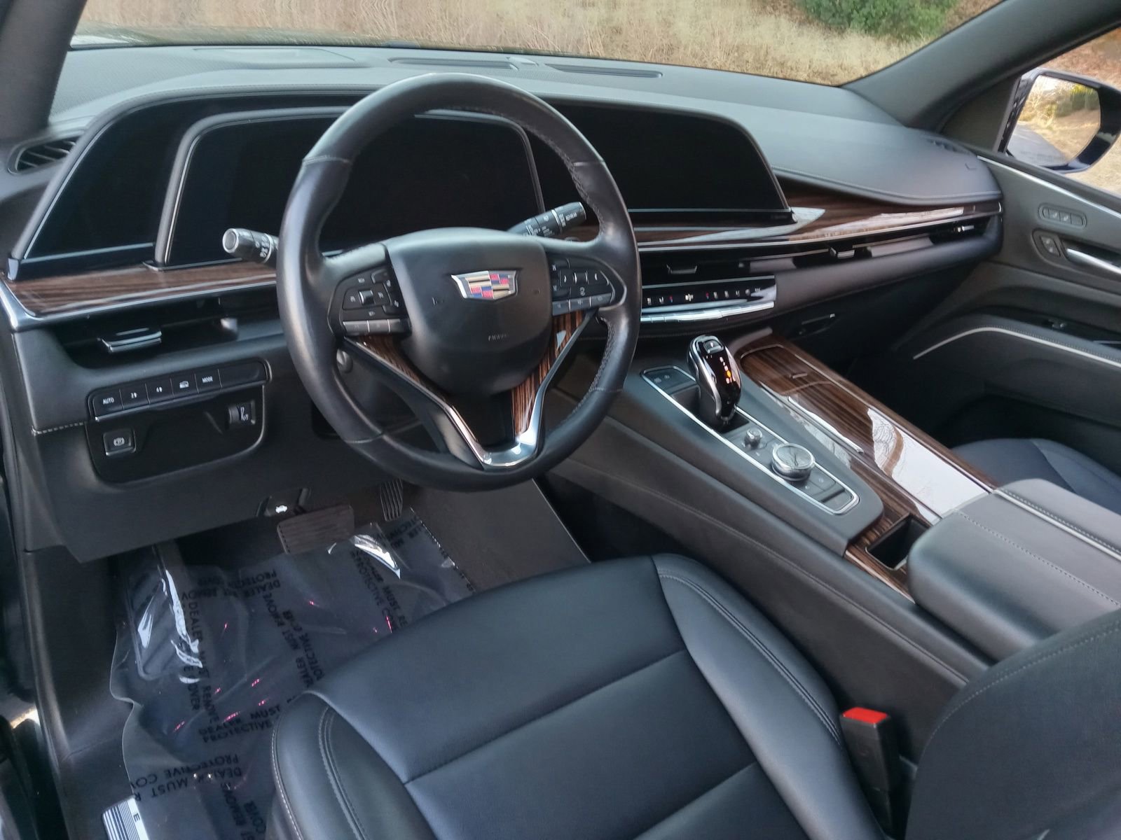 Used 2021 Cadillac Escalade ESV Luxury image 12