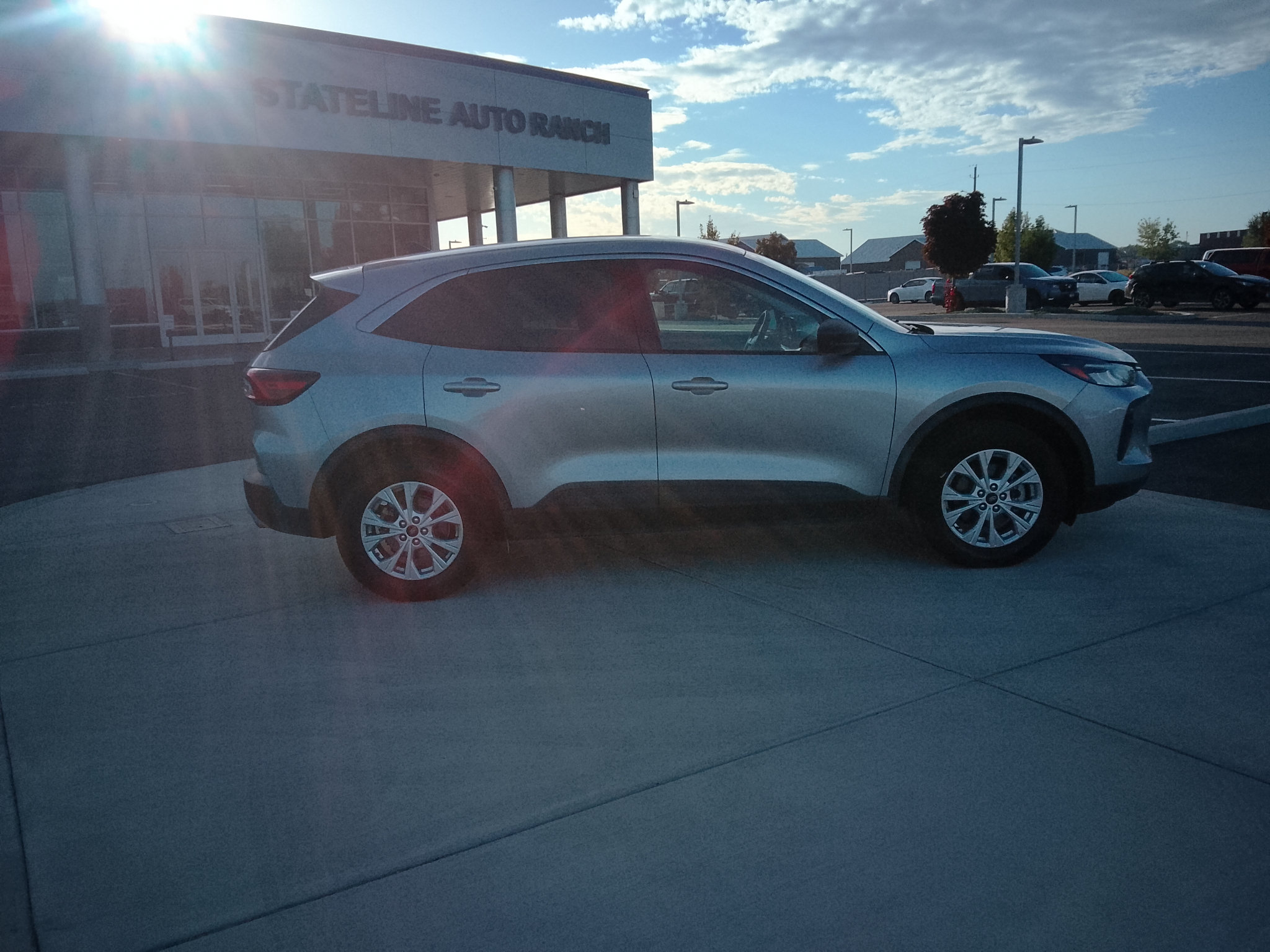 Used 2024 Ford Edge SEL AWD/4WD image 2