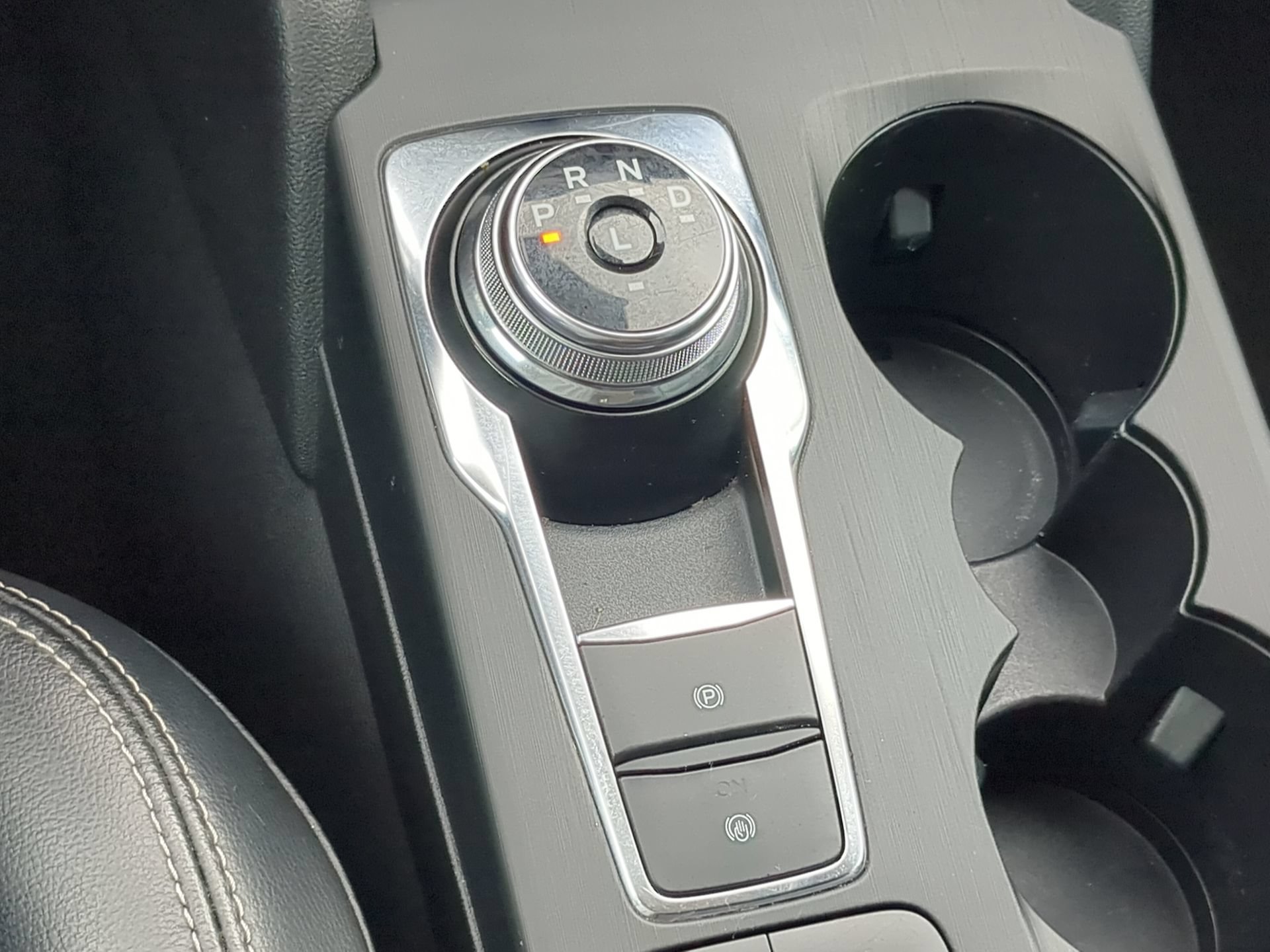 Certified 2020 Ford Escape SEL FWD image 62