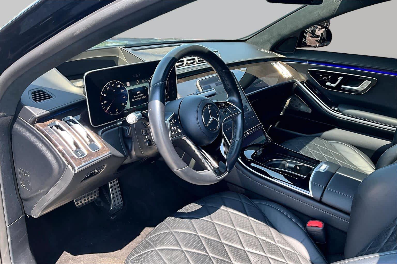 Used 2021 Mercedes-Benz S 580 4MATIC Sedan w/ AMG Line image 17