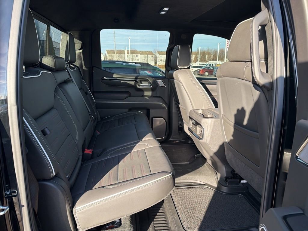 Used 2025 GMC Sierra 1500 AT4X image 37