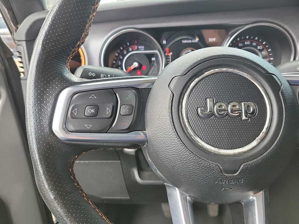Used 2022 Jeep Gladiator Mojave w/ Cold Weather Group AWD/4WD image 19