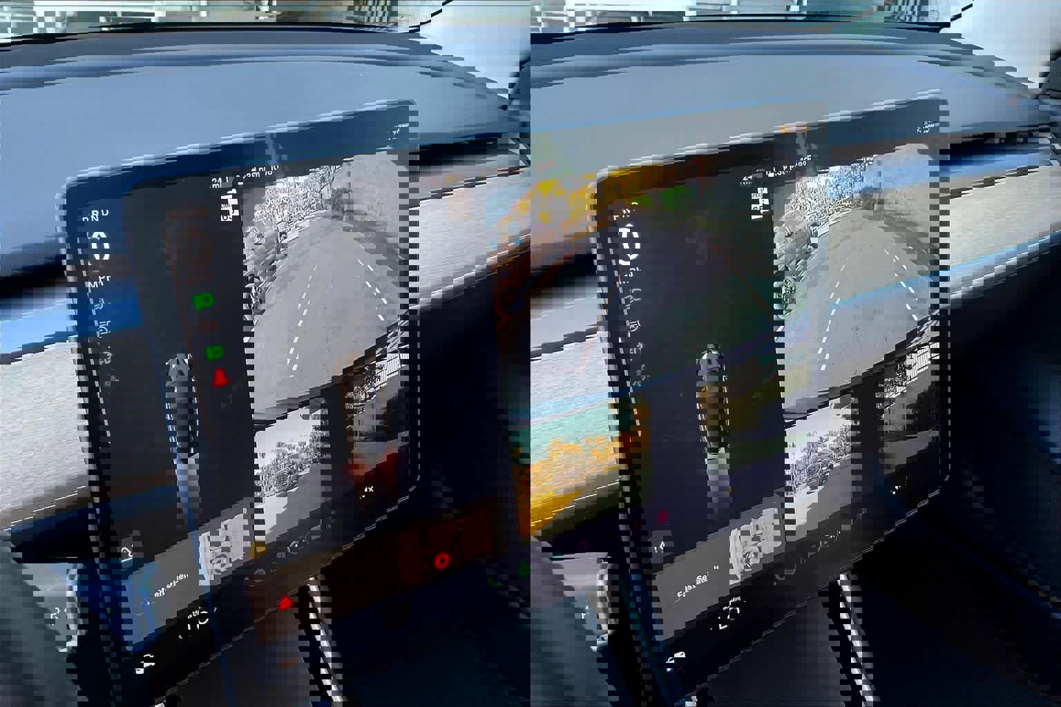 Used 2018 Tesla Model 3 Mid Range image 23