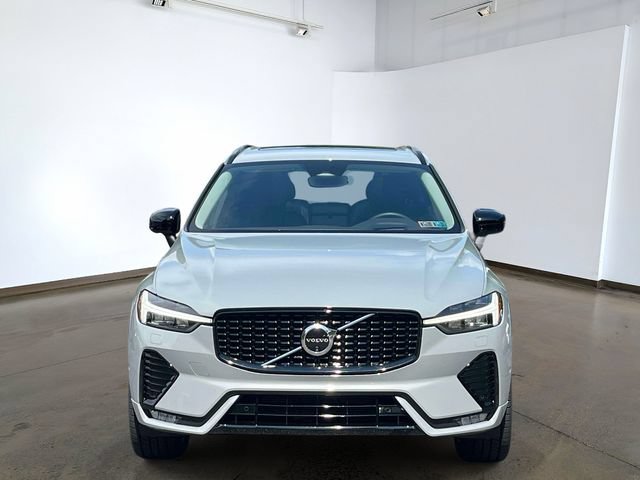 Used 2024 Volvo XC60 B5 Ultimate w/ Climate Package AWD/4WD image 2
