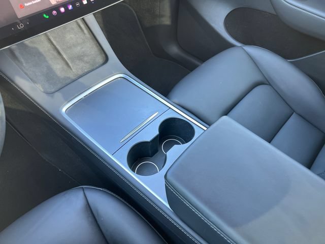 Used 2025 Tesla Model Y Long Range AWD/4WD image 26