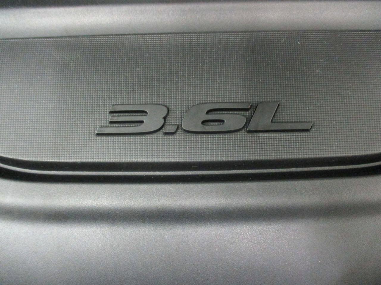 Used 2024 Chrysler Pacifica Touring-L image 33