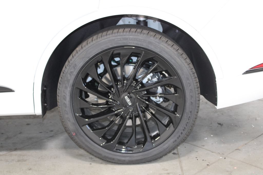 New 2026 Lincoln Aviator Reserve AWD/4WD image 17