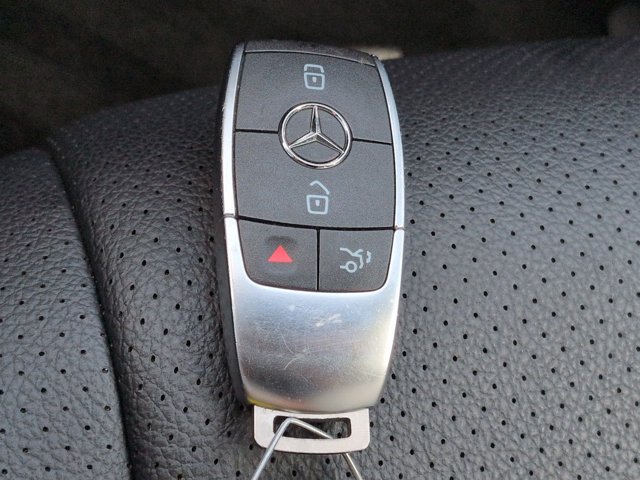 Certified 2020 Mercedes-Benz GLE 350 4MATIC image 30