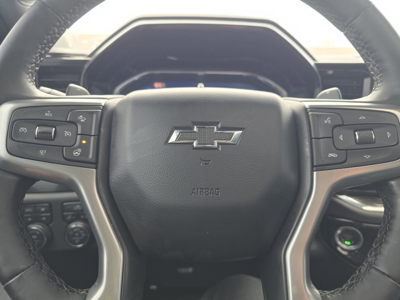 Used 2024 Chevrolet Silverado 1500 LT Trail Boss w/ Convenience Package II image 32