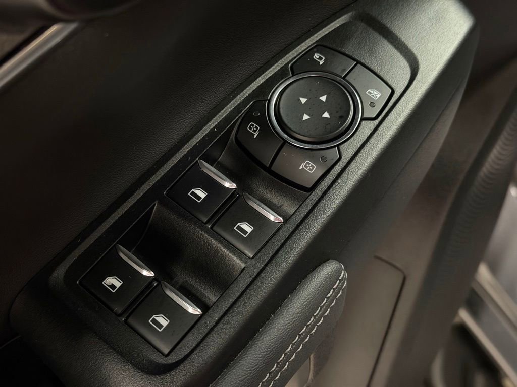 Used 2025 Ford Ranger Lariat w/ Trailer Tow Package image 39