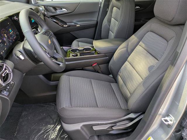 New 2026 Chevrolet Equinox LT w/ LPO, Floor Liner Package image 11