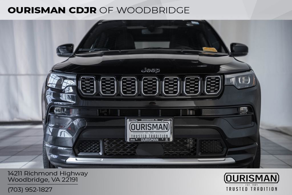 Used 2024 Jeep Compass Limited w/ Elite Group image 2