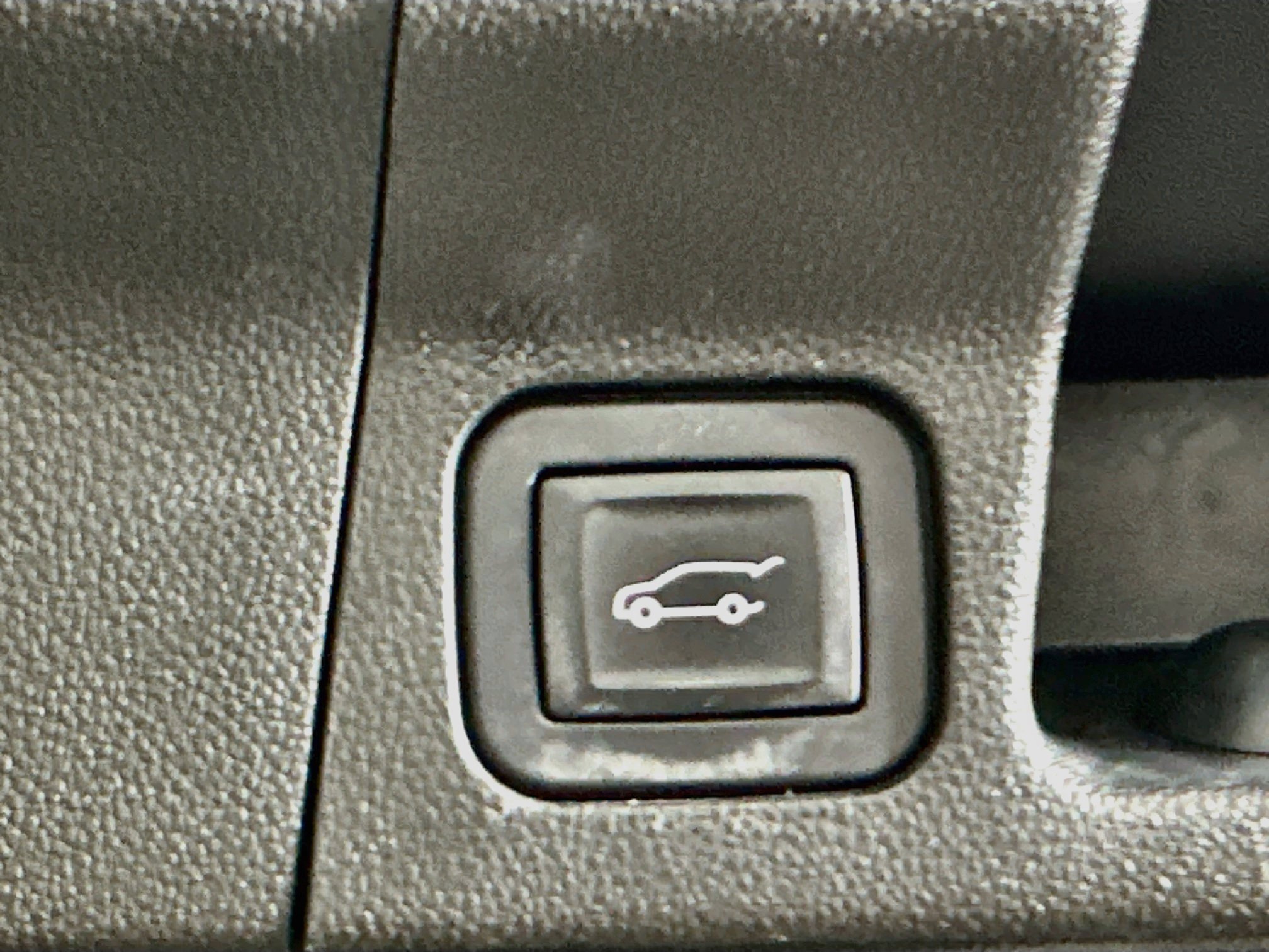 Used 2017 GMC Acadia SLT FWD image 33