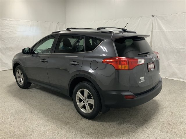 Used 2015 Toyota RAV4 XLE AWD/4WD image 6