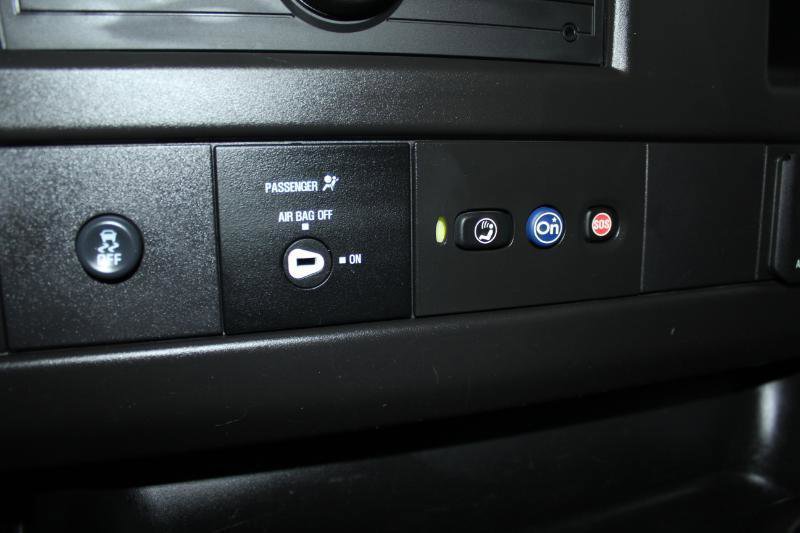 Used 2022 GMC Savana 2500 G2500 Cargo Van w/ Driver Convenience Package image 29