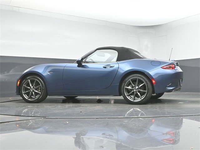 Used 2019 MAZDA MX-5 Miata Grand Touring image 32