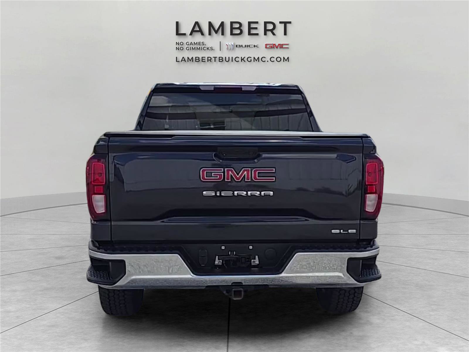 Used 2023 GMC Sierra 1500 SLE AWD/4WD image 4