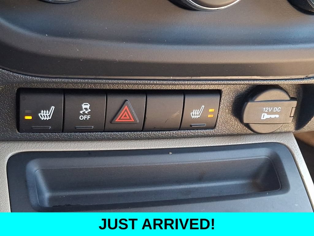 Used 2014 Jeep Patriot Limited w/ Sun/Sound Group AWD/4WD image 23