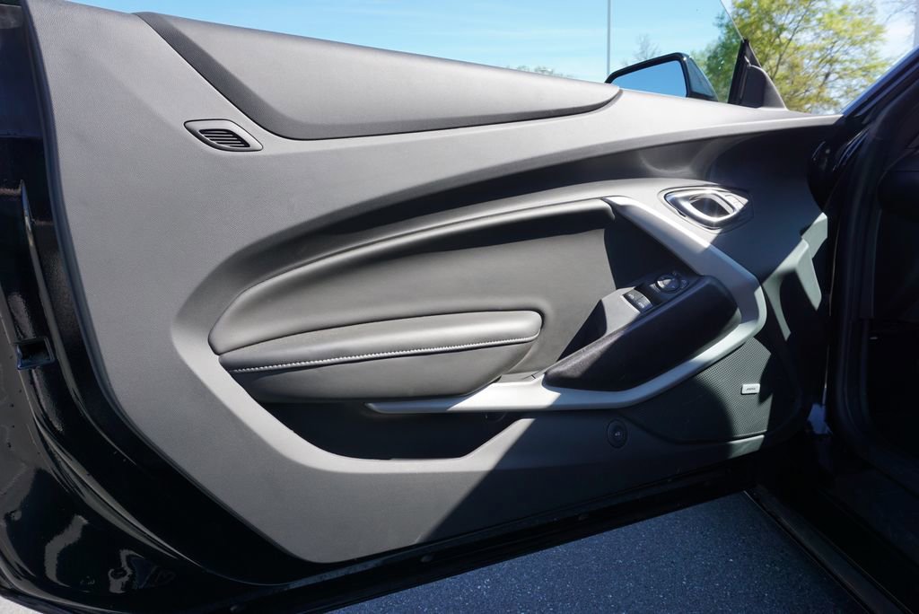 Used 2019 Chevrolet Camaro LT w/ RS Package image 12