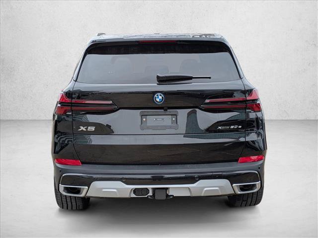 Used 2026 BMW X5 xDrive50e AWD/4WD image 8