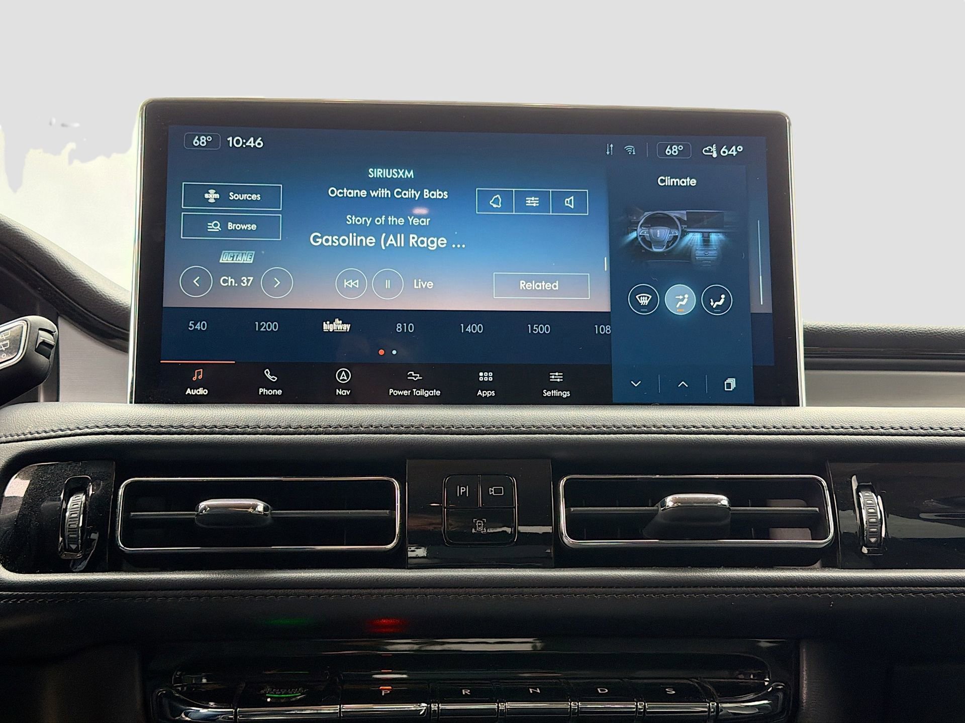 Used 2023 Lincoln Nautilus AWD w/ Premium Package image 19