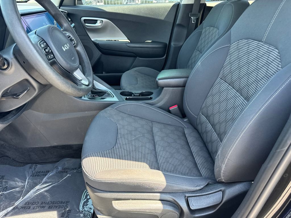 Used 2022 Kia Niro LX FWD image 10