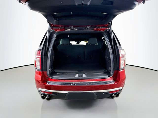 Used 2024 Chevrolet Suburban Premier image 28