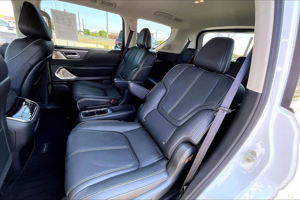 Certified 2025 INFINITI QX80 Sensory AWD/4WD image 38