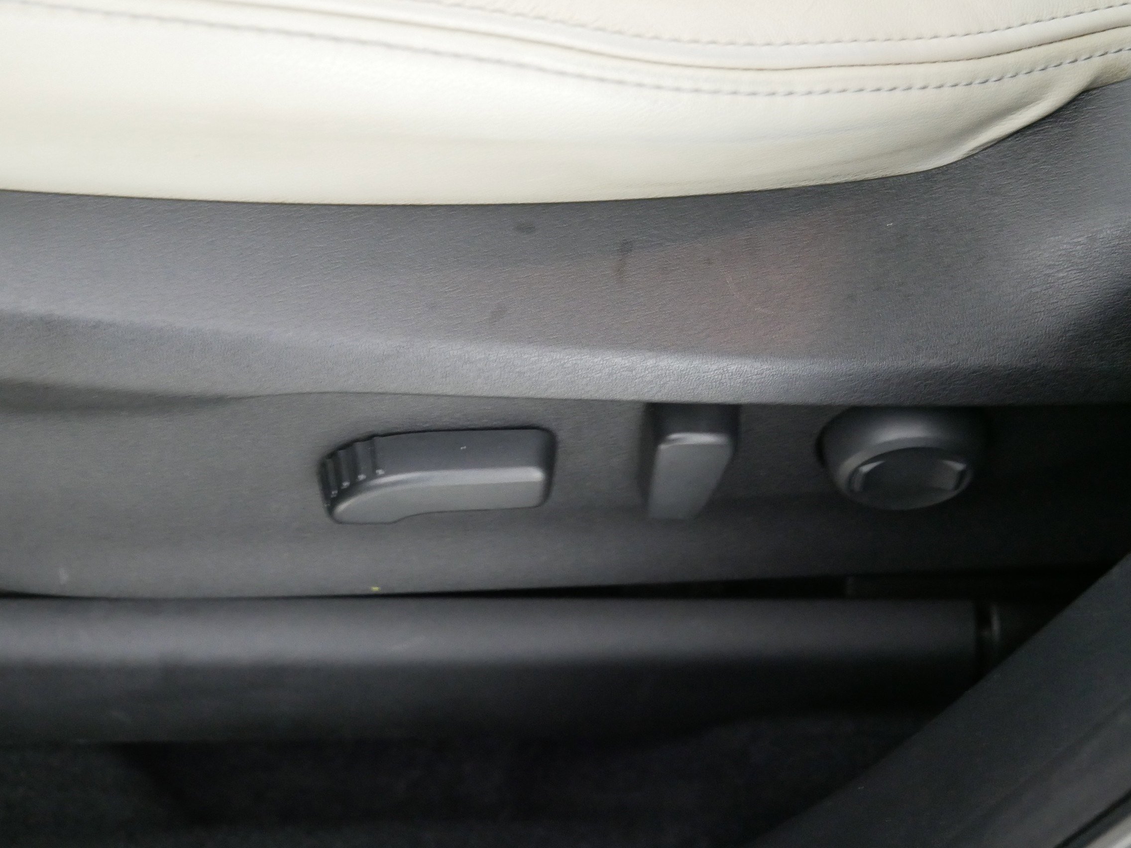 Used 2021 Subaru Ascent Limited w/ Popular Package #2 image 20