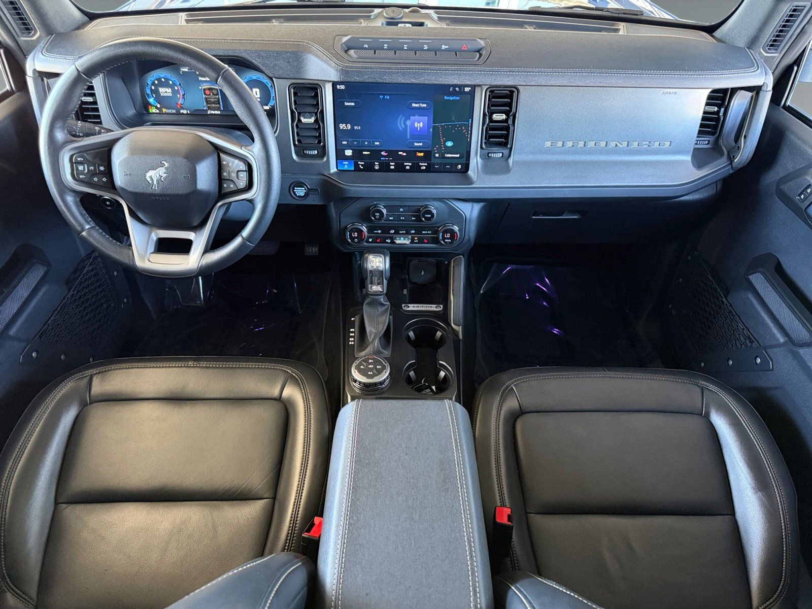 Used 2025 Ford Bronco Badlands AWD/4WD image 14