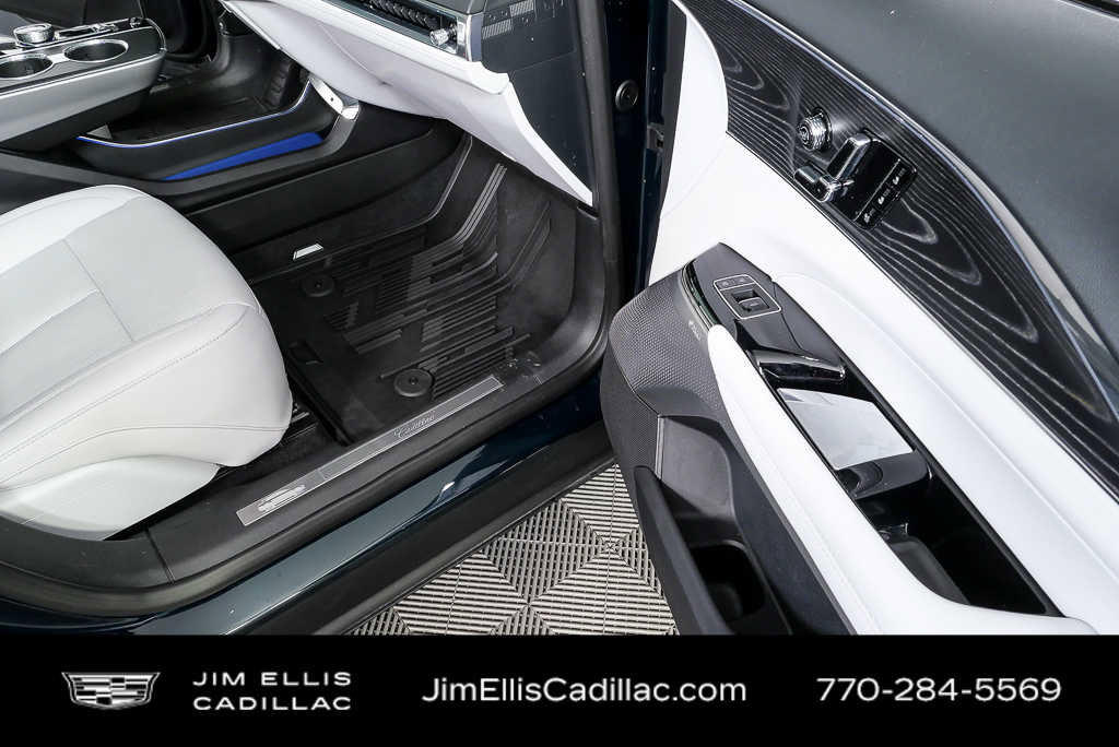 Certified 2024 Cadillac Lyriq Sport image 24