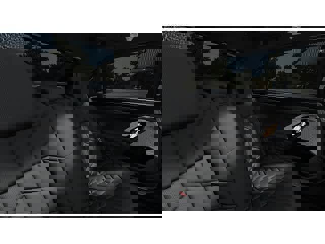 Used 2025 BMW i7 xDrive60 image 13