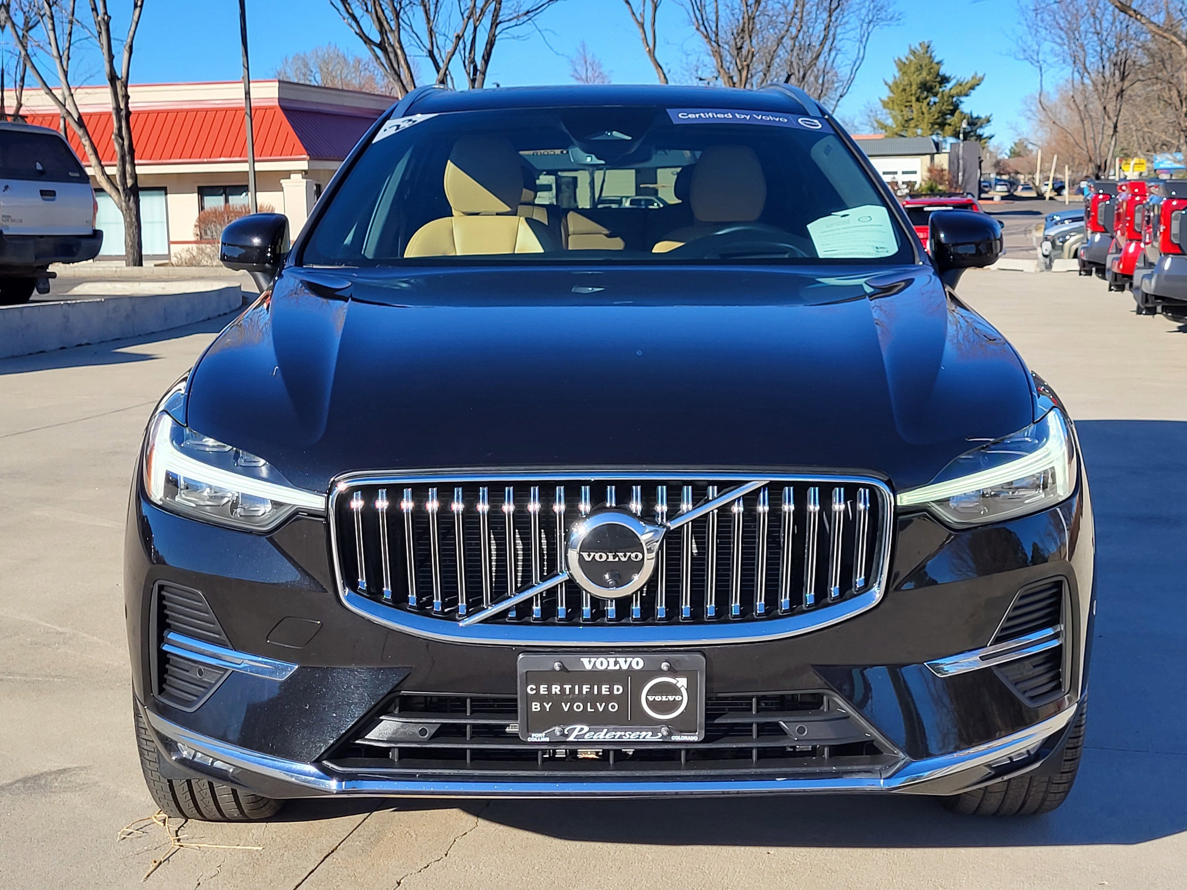 Certified 2023 Volvo XC60 B5 Ultimate w/ Protection Package Premier image 5