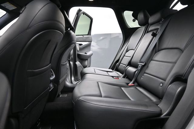 Used 2019 INFINITI QX50 Essential w/ Sensory Package AWD/4WD image 16