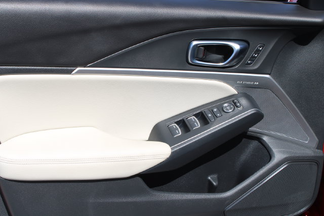 Used 2025 Acura Integra A-Spec w/ Technology Package FWD image 10