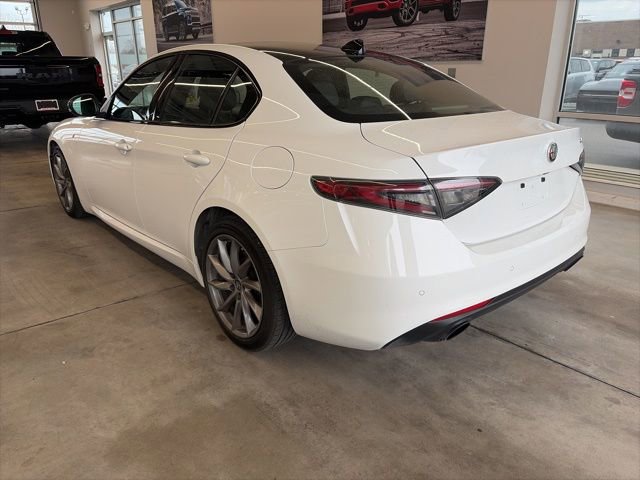 Used 2024 Alfa Romeo Giulia Ti image 6