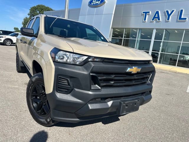 Used 2023 Chevrolet Colorado W/T RWD image 3