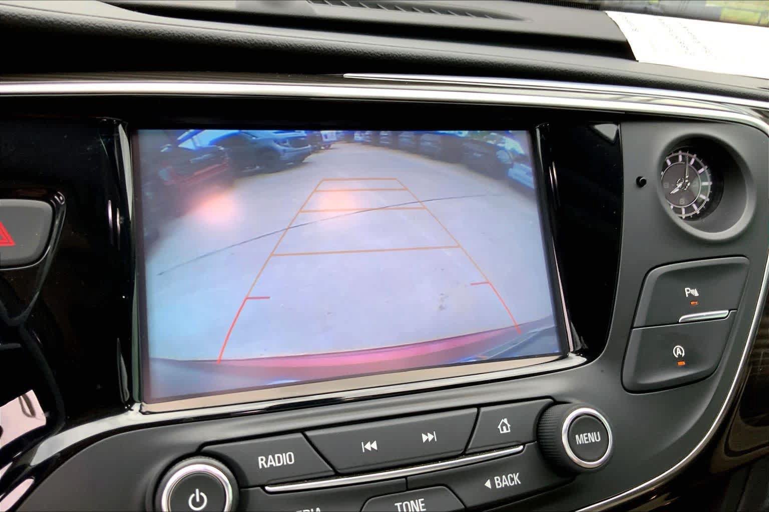 Used 2019 Buick Envision Essence FWD image 25