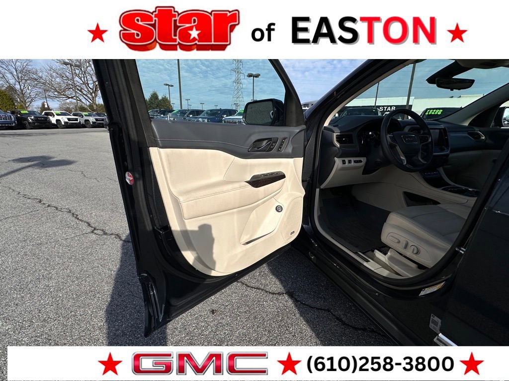 Used 2021 GMC Acadia Denali w/ Denali Ultimate Package image 19