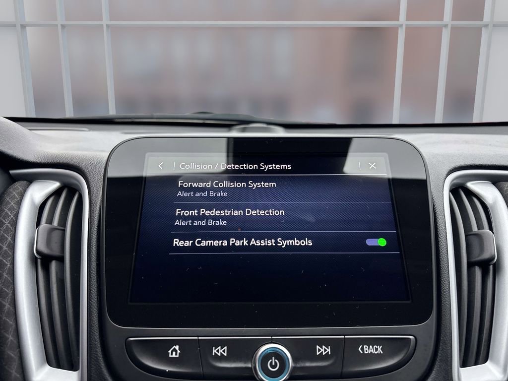 Used 2024 Chevrolet Malibu LT image 25