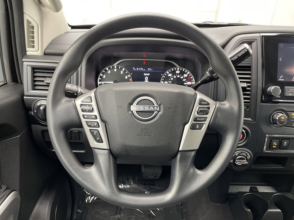 Used 2024 Nissan Titan SV image 24