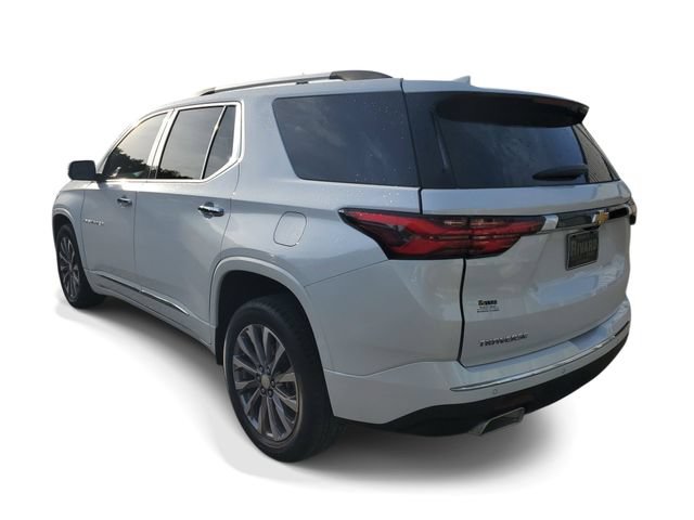 Used 2022 Chevrolet Traverse Premier FWD image 3