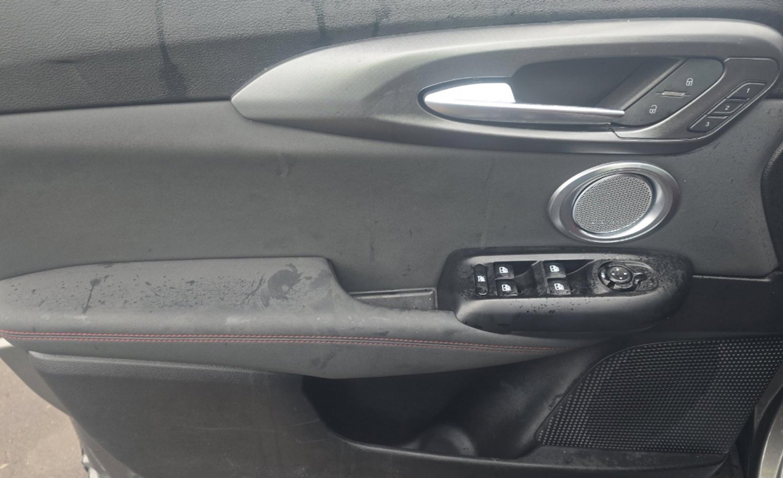 Used 2024 Dodge Hornet R/T Plus w/ Tech Pack Plus w/o Parking image 15