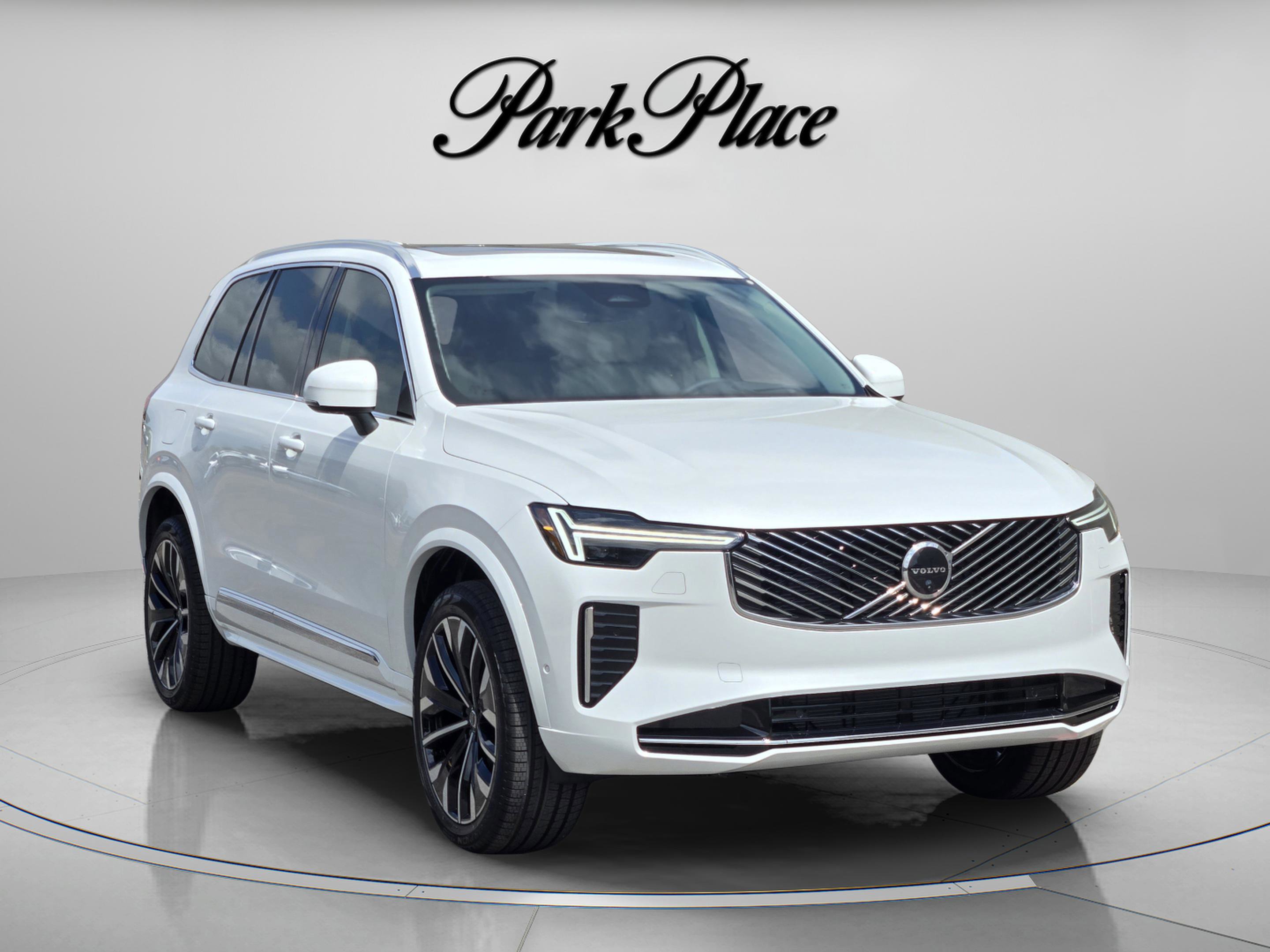 New 2026 Volvo XC90 B6 Ultra w/ Protection Package image 6