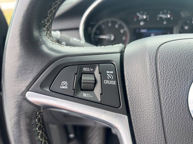 Used 2022 Buick Encore Preferred w/ Safety Package image 18