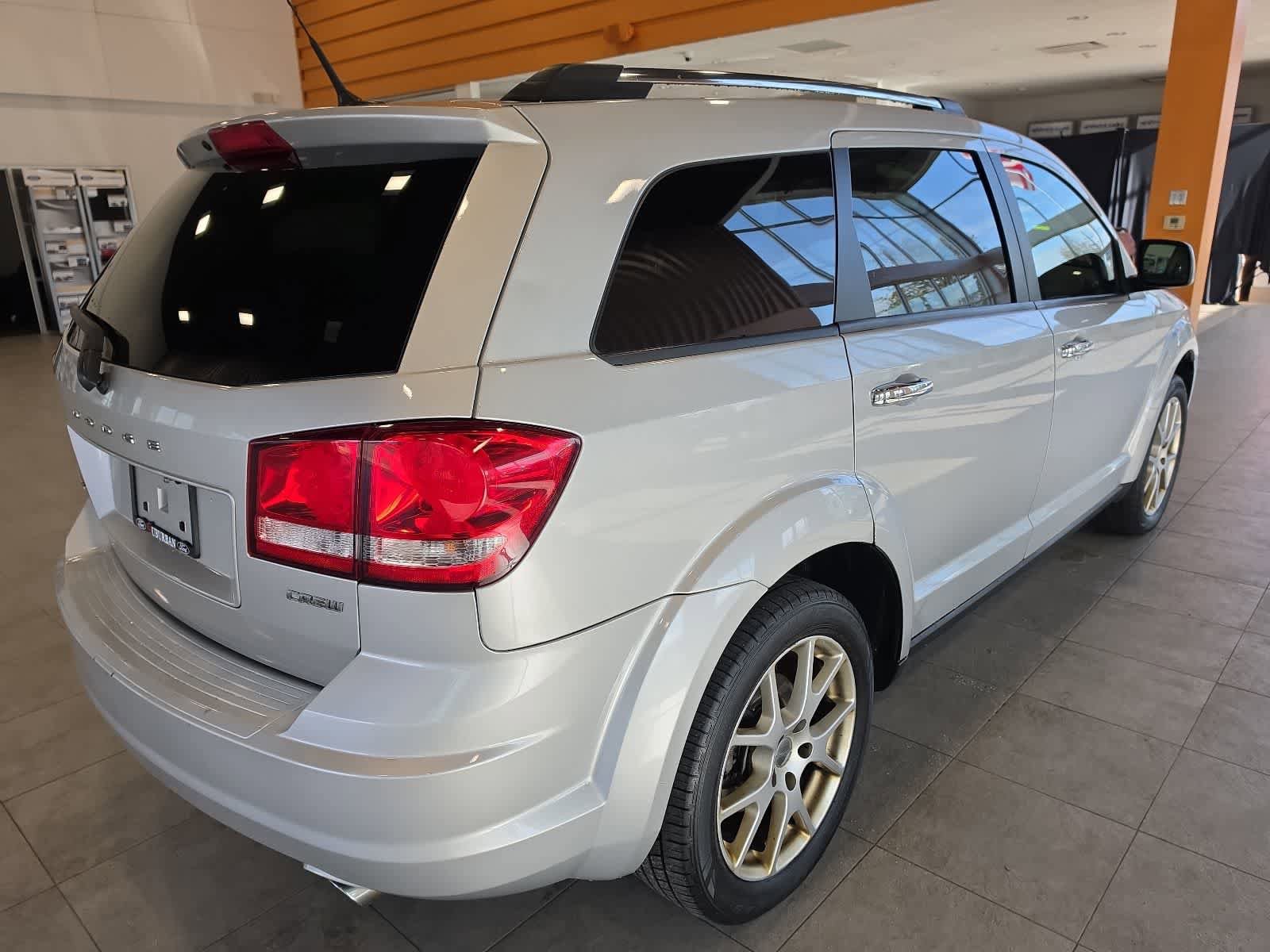 Used 2011 Dodge Journey Crew FWD image 7
