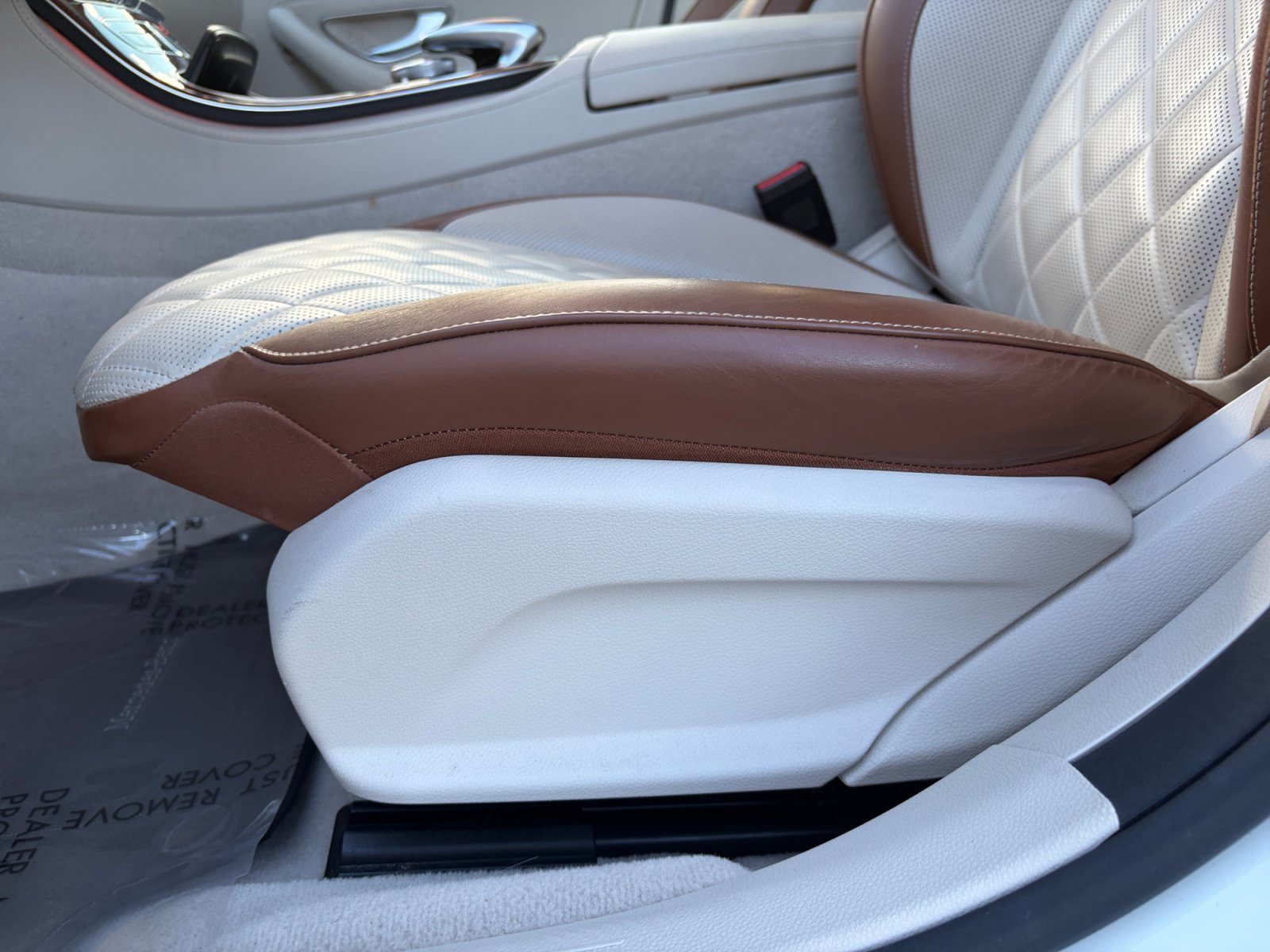 Used 2019 Mercedes-Benz E 300 4MATIC image 15