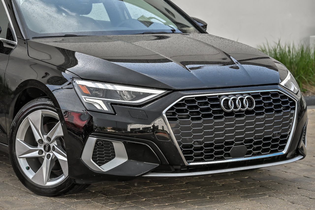 Used 2023 Audi A3 2.0T Premium Plus FWD image 2