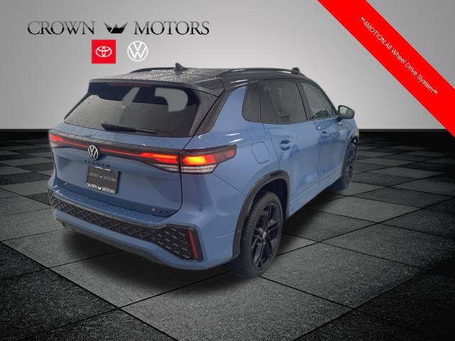 Used 2025 Volkswagen Tiguan SE R-Line AWD/4WD image 4