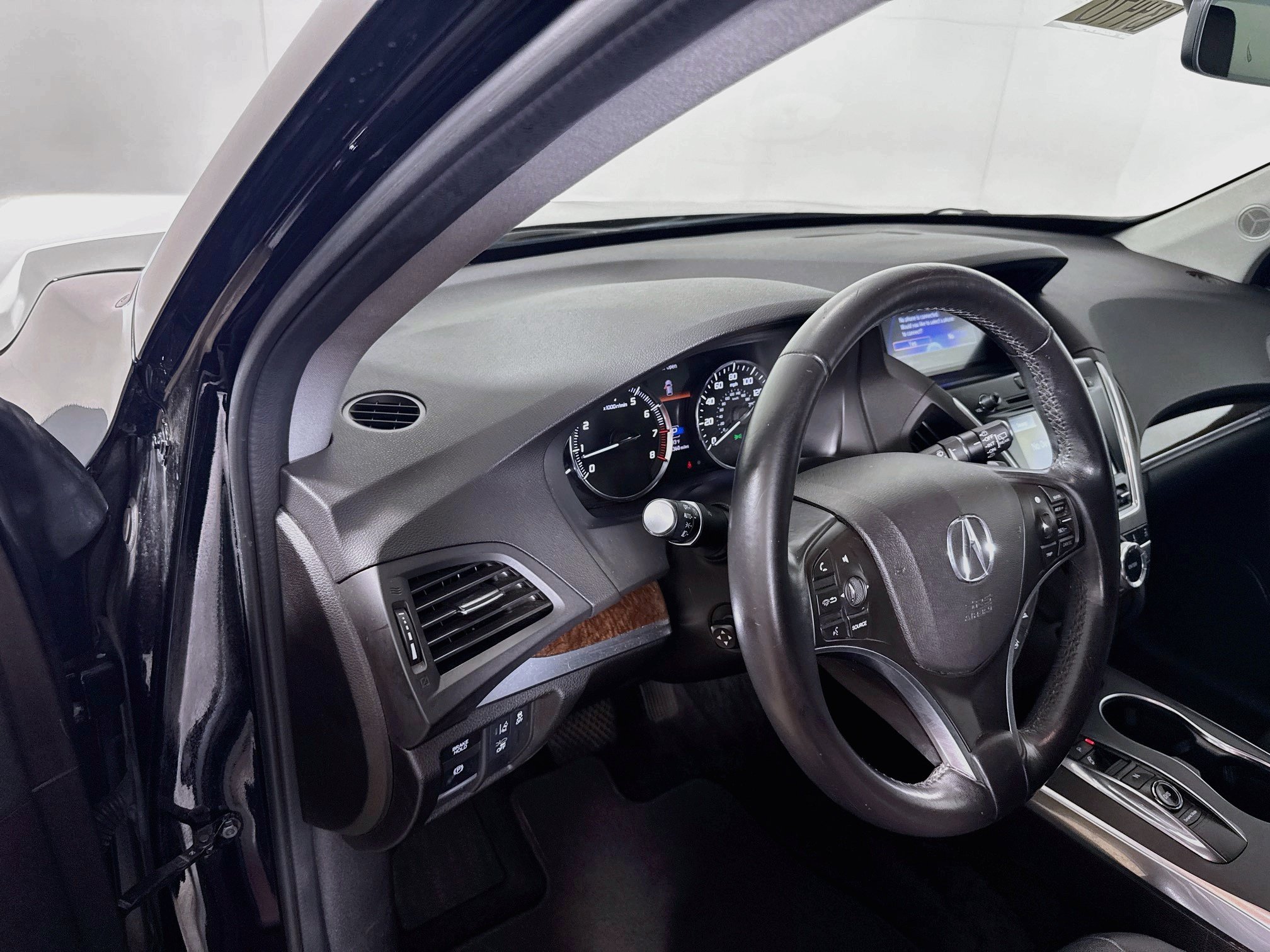 Used 2017 Acura MDX w/ Technology Package AWD/4WD image 9